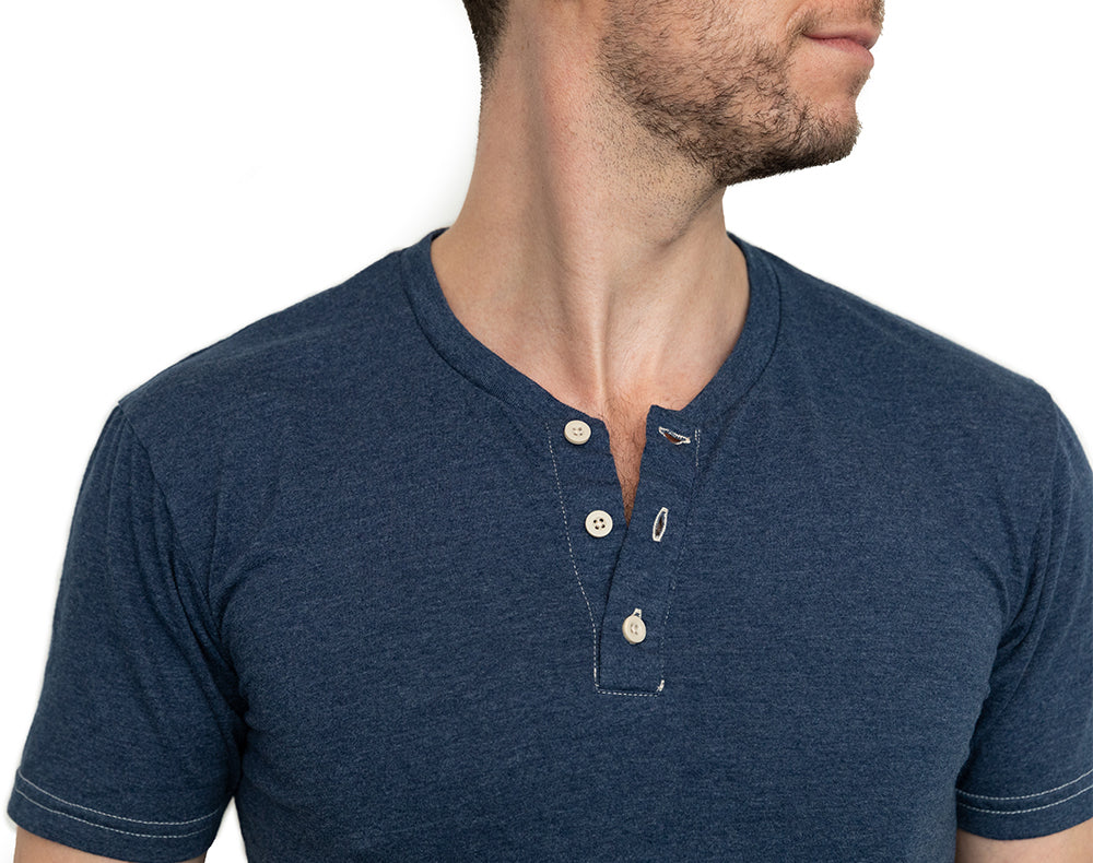 THE "SLUGGER" Short Sleeve Henley Tee in Navy Blue Heather (SIZE XL)