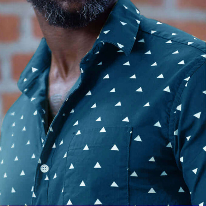 TIMO Short Sleeve Shirt in Peacock Blue Japanese "Uroko-Inspired" Print (Size S)