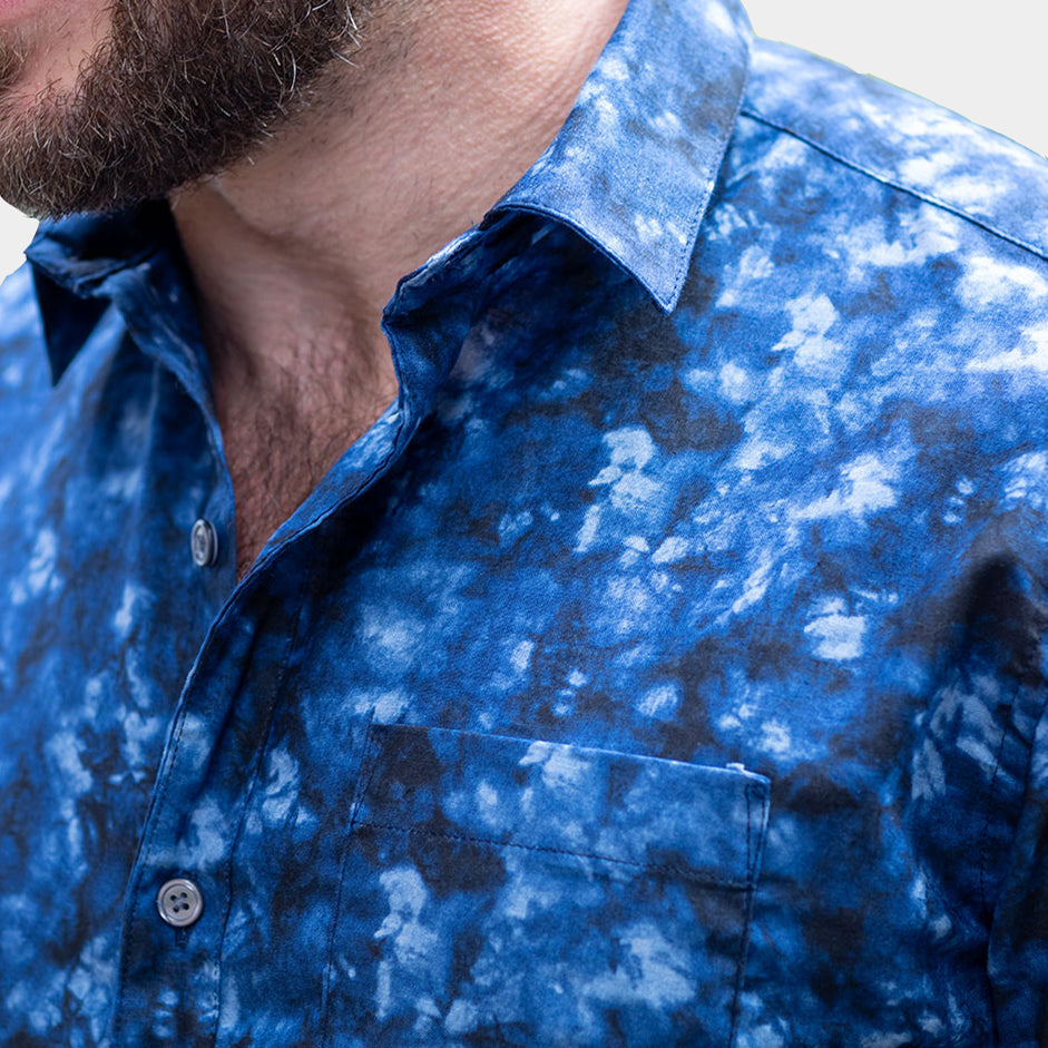 SMOKEY Short Sleeve Shirt in Indigo Blue Marbled Print