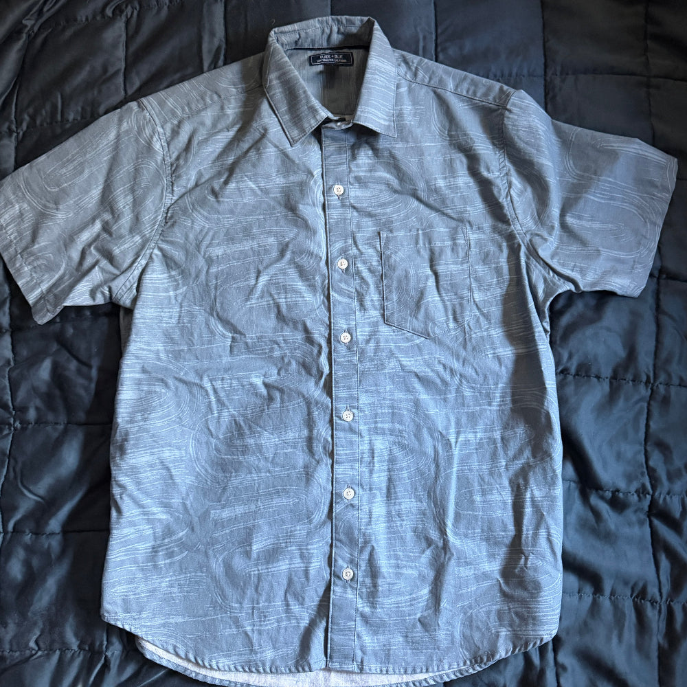 Sample Sale EPS1 : Short Sleeve Light Blue Brushstroke Print Shirt Size MEDIUM