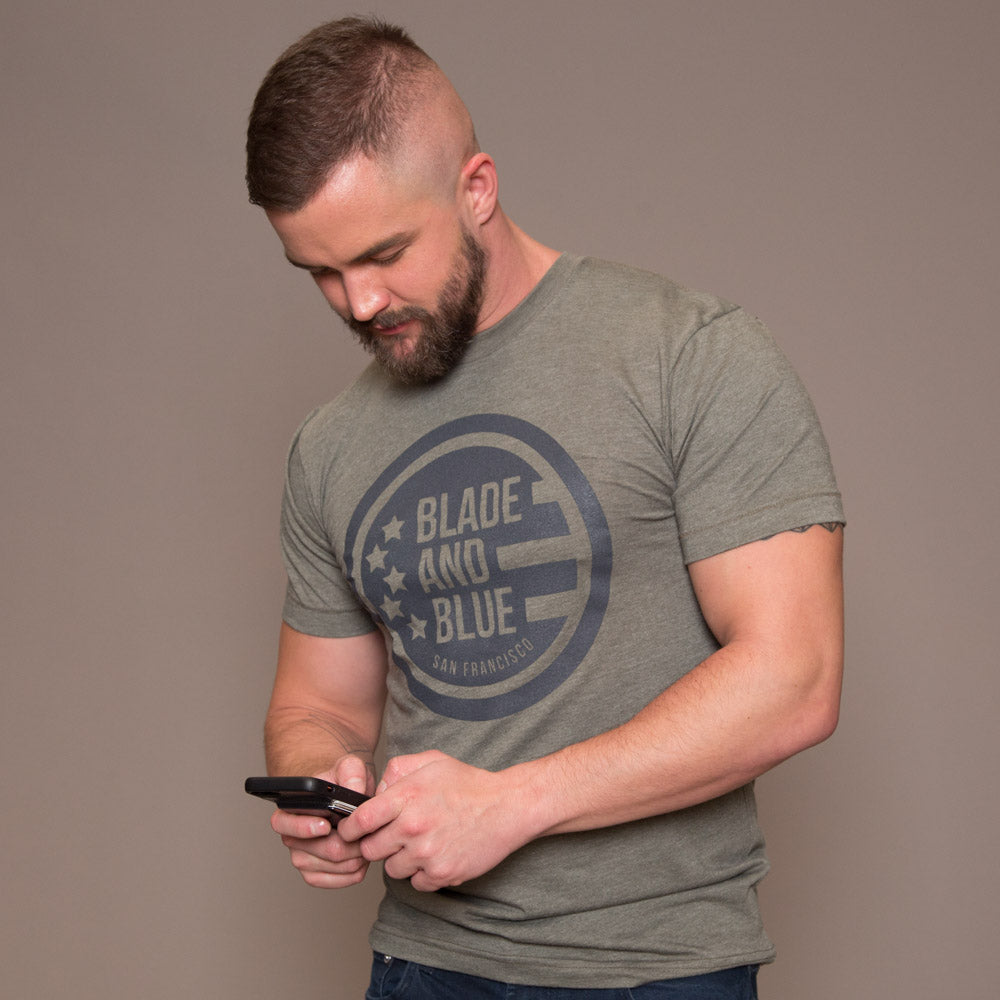 Blade+Blue Crest Logo Graphic T-Shirt in Army Heather