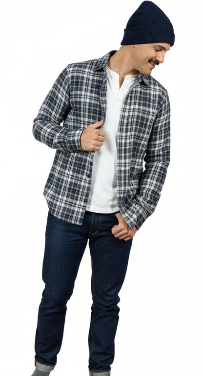 GIFT SET in Blue &amp; Grey: Flannel, Hat &amp; Socks