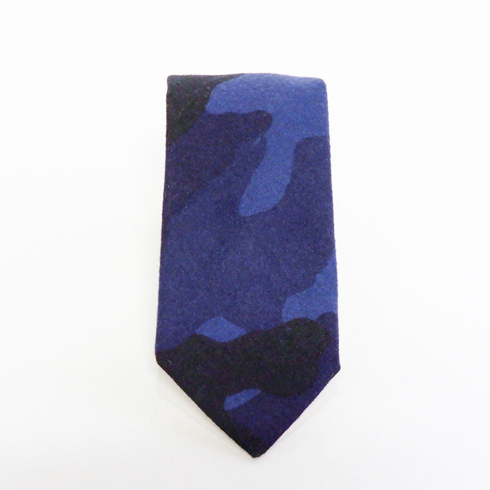 BLUE NECK TIE